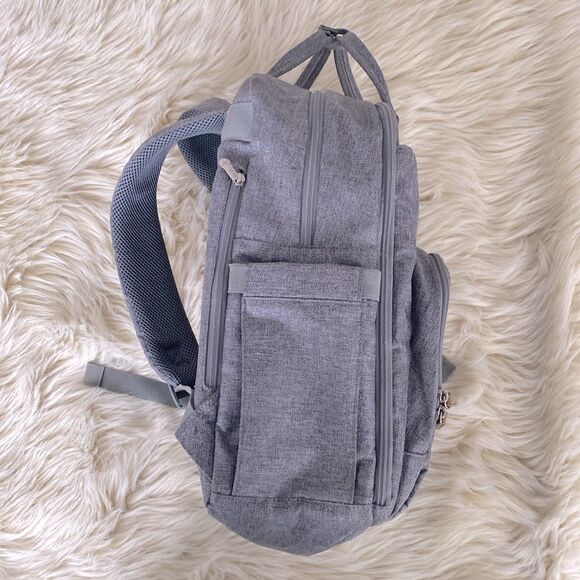 RUVALINO Large Diaper Bag Backpack, Travel Maternity Baby Changing Bags Like New - Picture 8 of 13